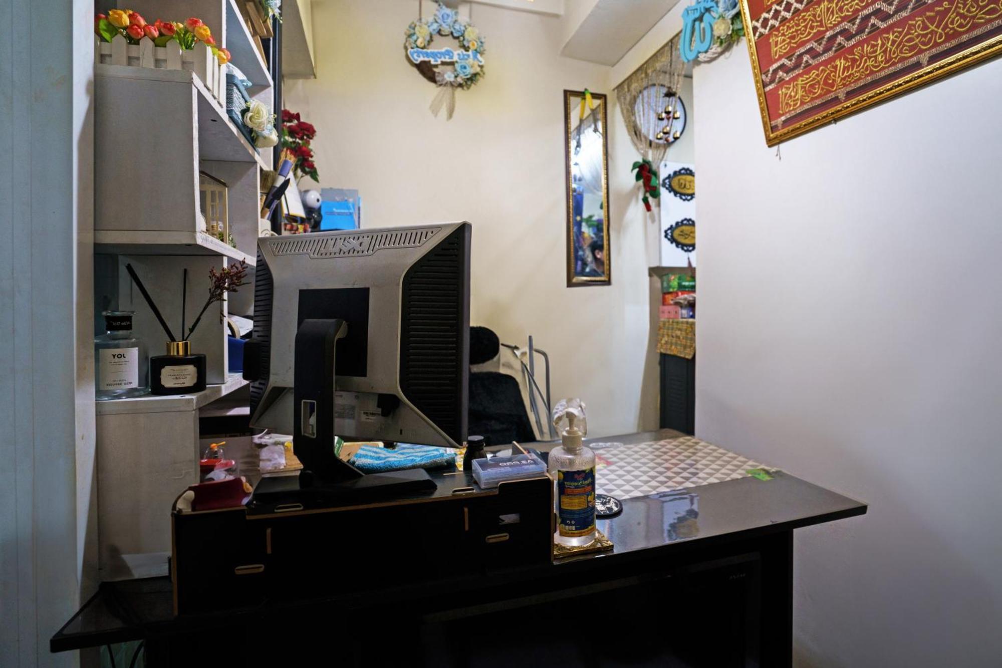 Oyo Life 93251 Gateway Cicadas By Alugada Hotel Bandung